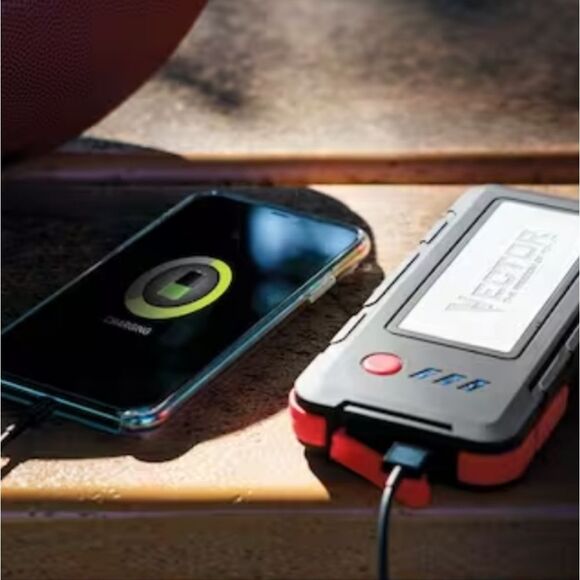 Vector 1600A LithiumvJump Starter USB Power Bank - Picture 4 of 16